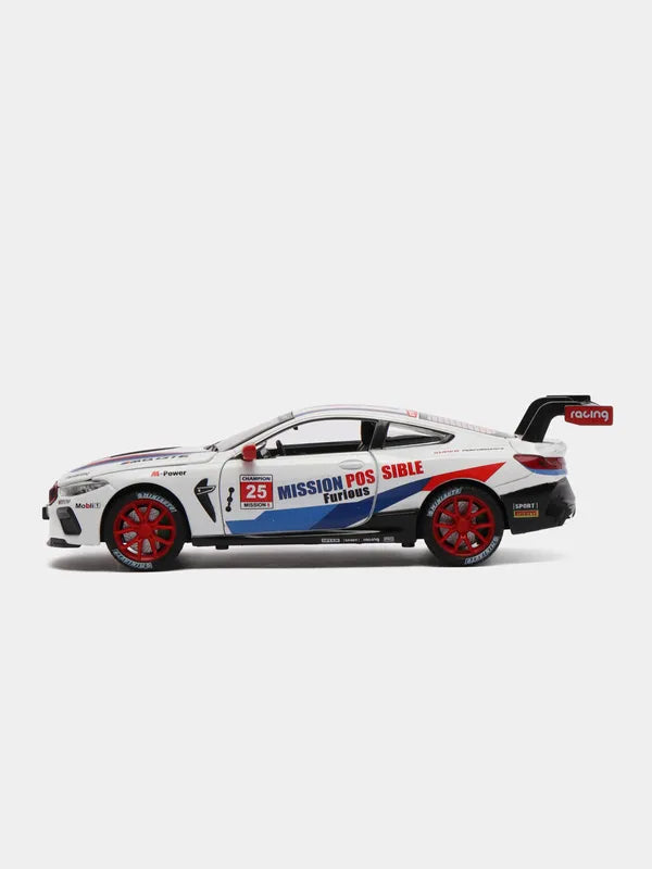 BMW M8 GTE Metal car WHITE 1:24 Scale