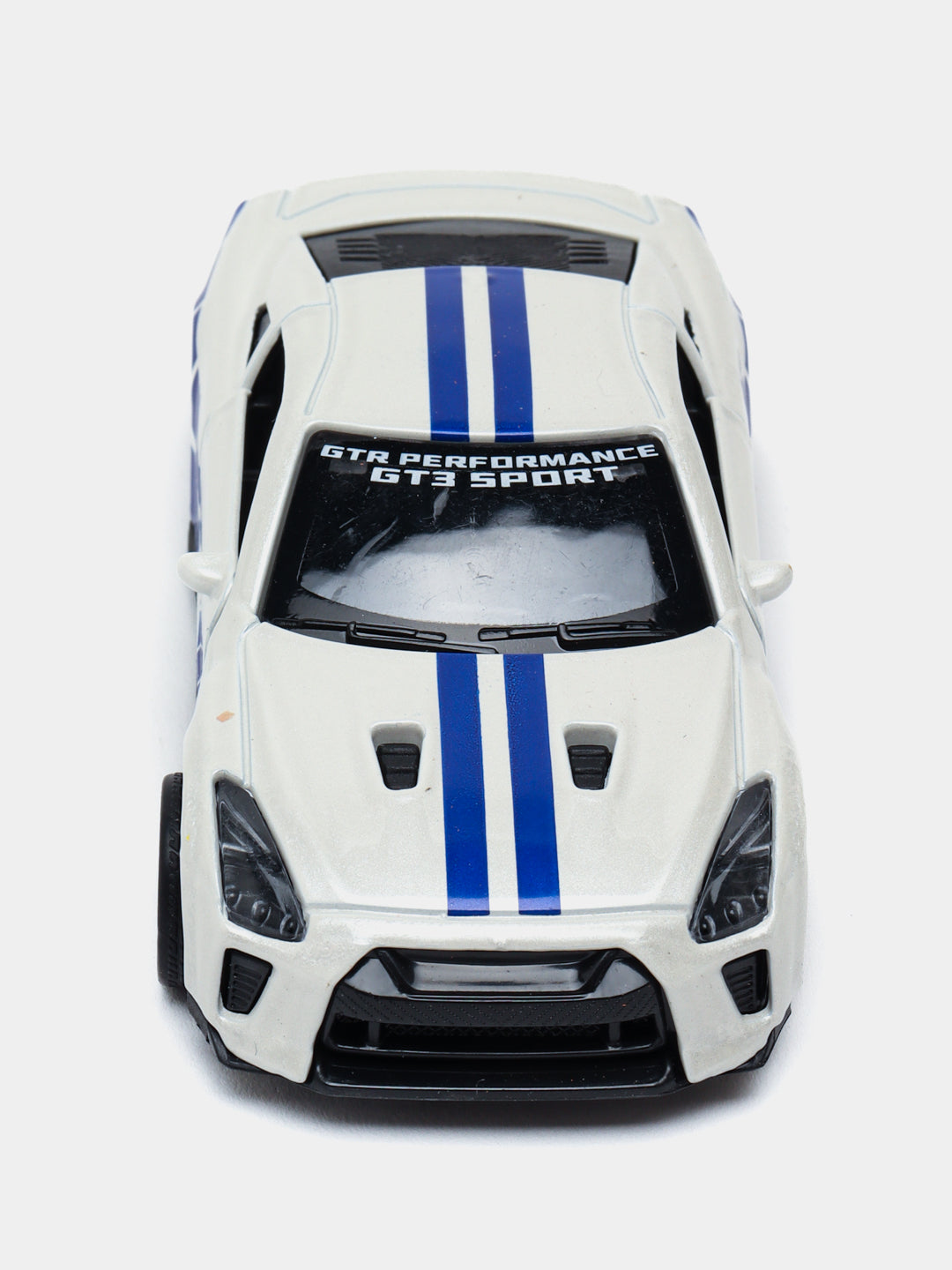 Nissan GTR R35 1:43 diecast car with design