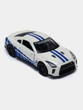 Nissan GTR R35 1:43 diecast car with design