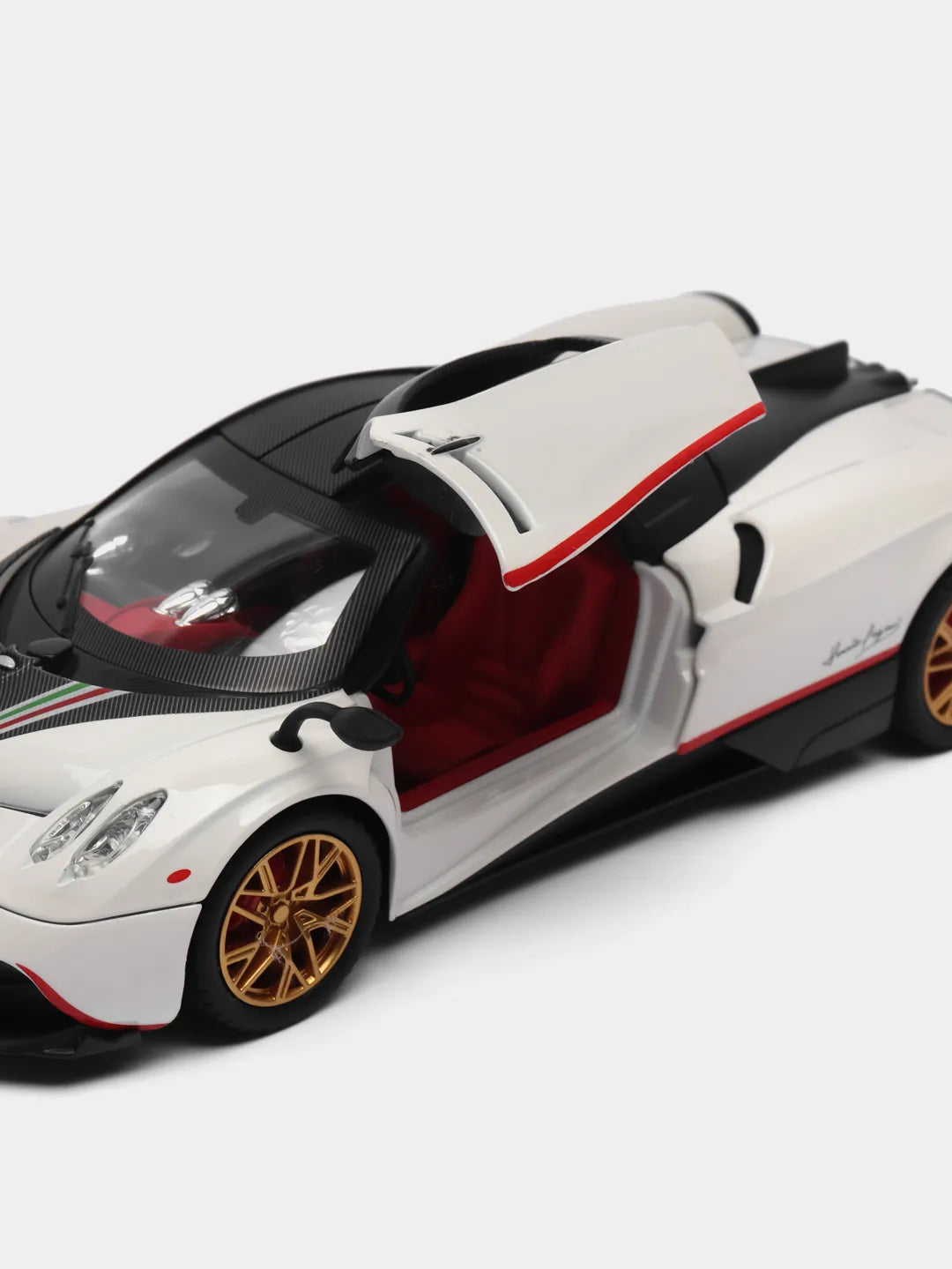 Pagani huayra Metal diecast 1:24 scale model car White