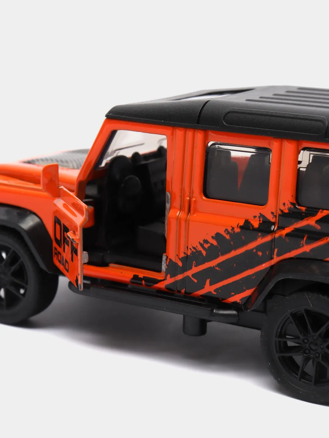 Land Rover Vintage DEFENDER 1:43 Scale